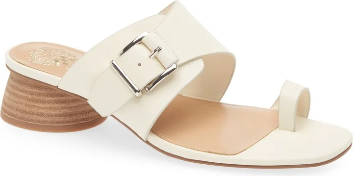 CREAMY WHITE