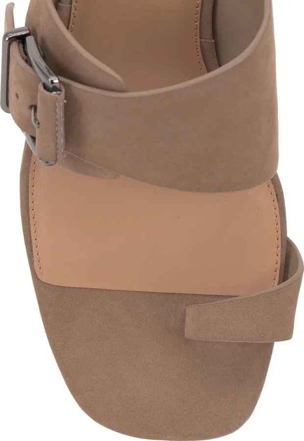 Lenqua Toe Loop Sandal - Image 8