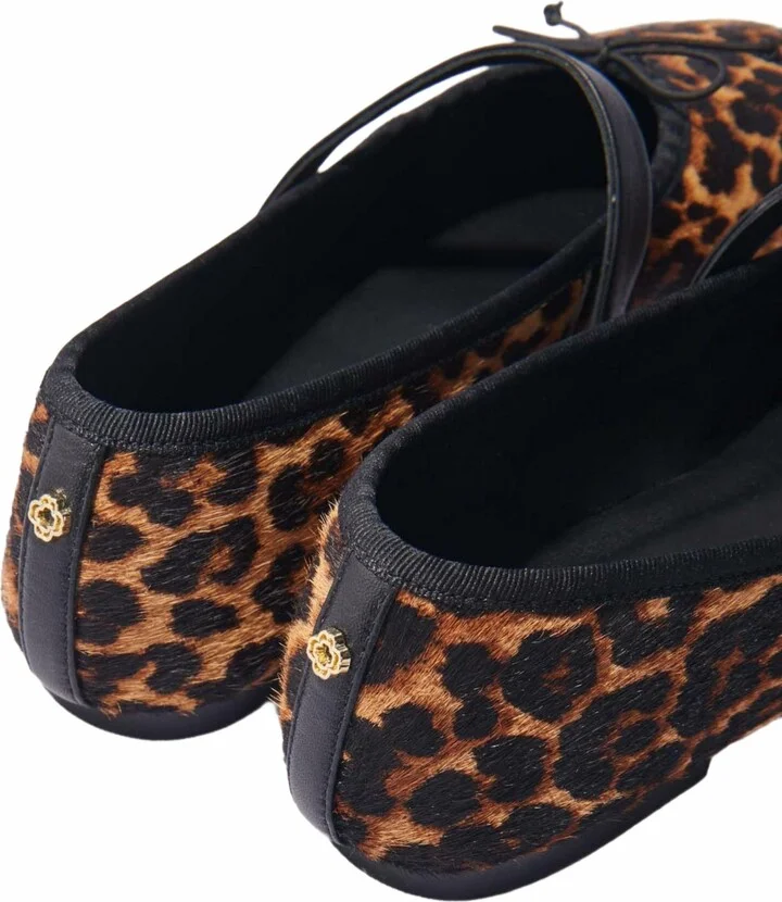 Leopard-effect leather ballet flats - Image 5