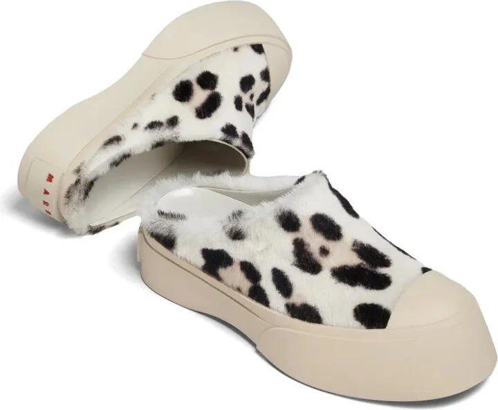 Leopard-Print Slippers - Image 5