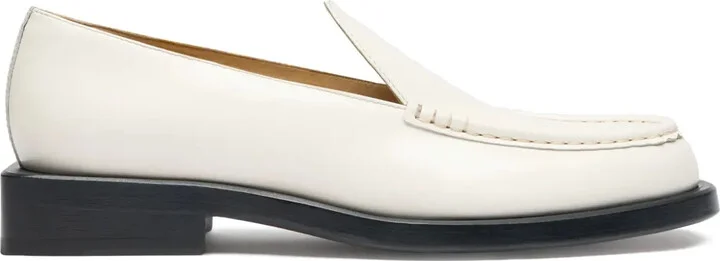 Les Mocassins loafers