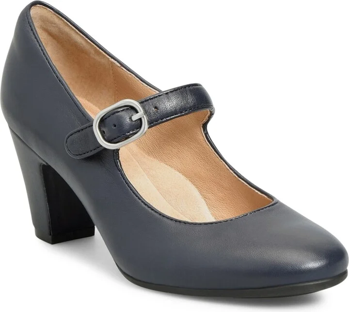 Leslie Mary Jane Pump