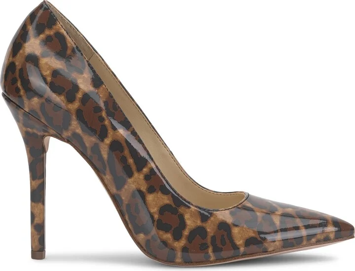 Levila Pointed Toe Pump - Image 3
