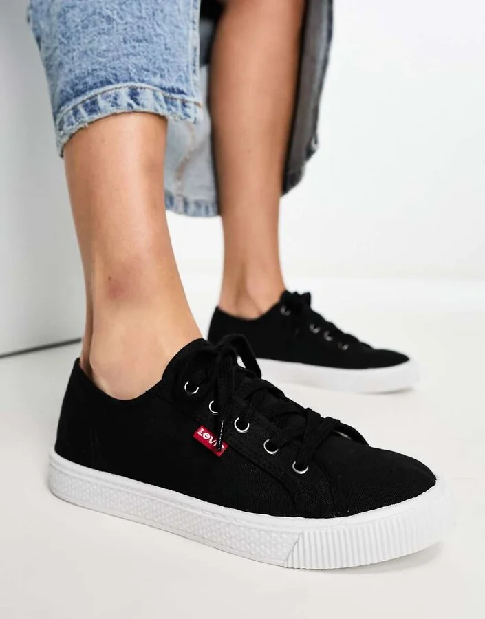 Levi's canvas shoe with red tab in black