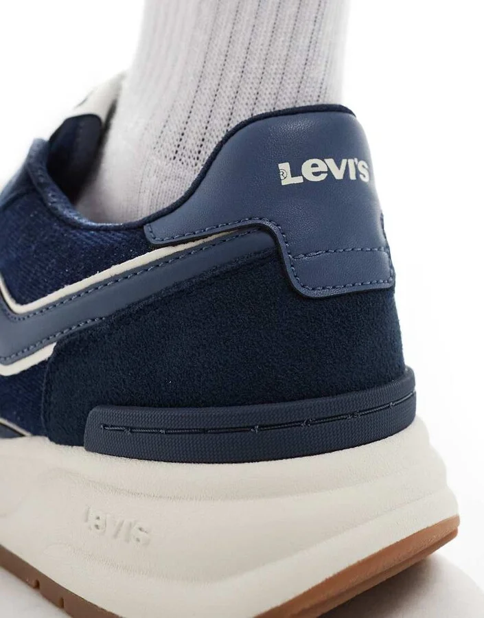 Levi's Charge suede denim sneakers in blue - Image 3