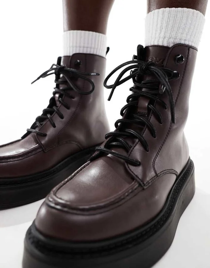 Levi's Luna lace up leather look boots in burgundy - Image 3