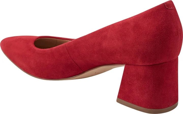 Lewisa Pointed Toe Pump - Image 9