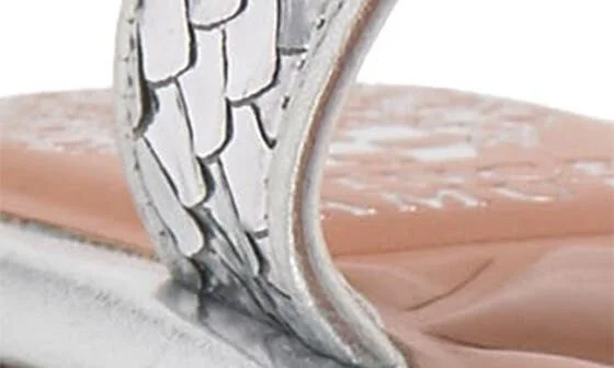 Lexiea Toe Loop Sandal - Image 9