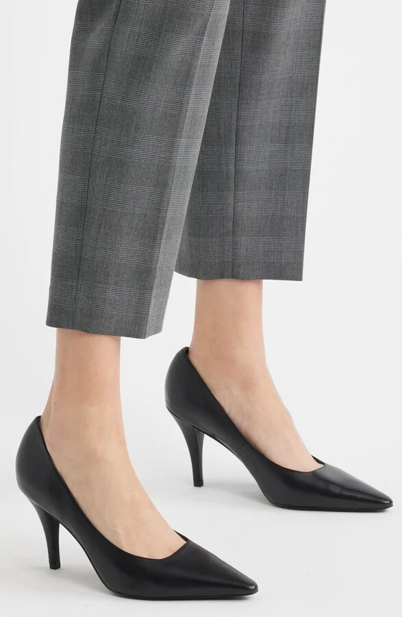 Lexxy Pointed Toe Pump - Image 3