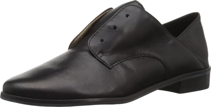 LFL by Lust for Life Women's Nimble Oxford Flat