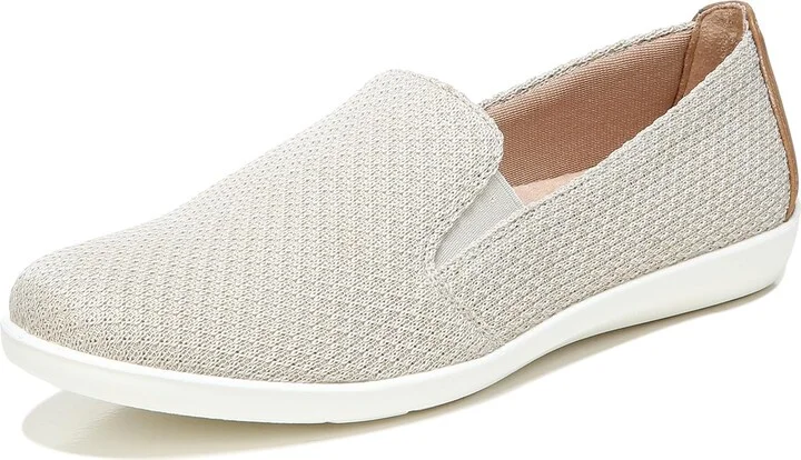 Life Stride Womens Next Level Sneaker Cream Fabric 8.5 W