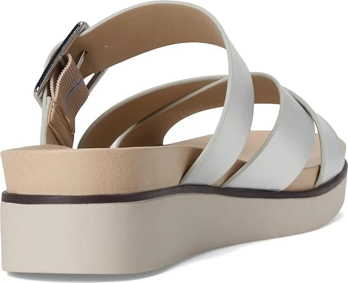 LifeStride Getaway Women's Sandals Silver Metallic : 7.5 M (B), Faux Leather - Image 4