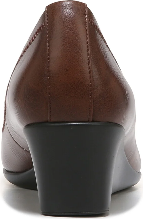 LifeStride Groovy Wedge Pumps - Image 7