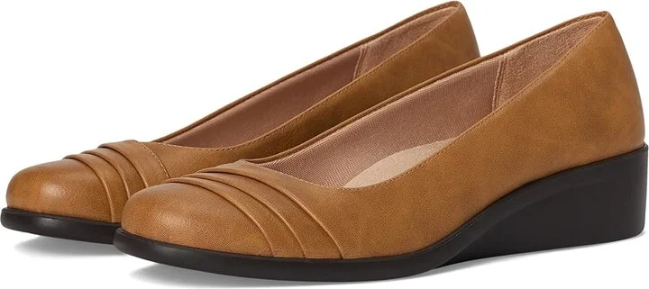 LifeStride Jenna Slip-On Women's Flat Shoes Tan : 8.5 M (B), Leather