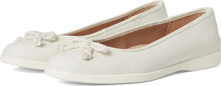 LifeStride Maura Women's Dress Flat Shoes Cloud White : 8 M (B), Faux Leather