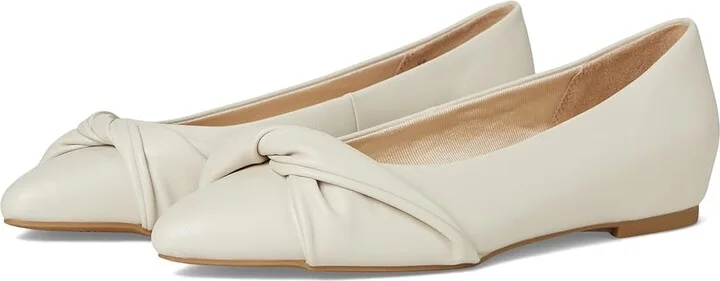 LifeStride Palm Women's Flat Shoes Bone Faux Leather : 7.5 M (B), Leather/Rubber