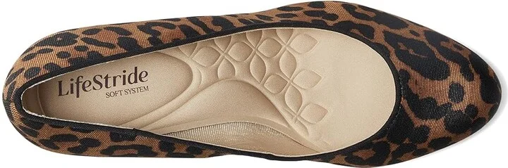 LifeStride Parigi-Plus Pump Shoes Women's Shoes Brown Leopard : 7 M (B), Faux Leather/Textile - Image 2