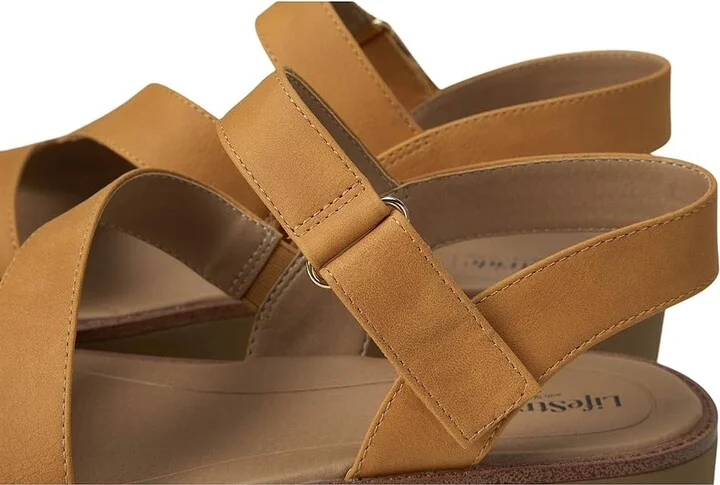 LifeStride Waverly Sandals Women's Flat Shoes Inca Gold Faux Leather : 6 W (C) - Image 7
