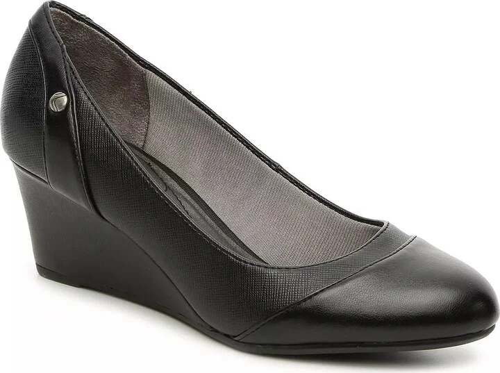 LifeStride Wide Width Dreams Wedge Pump