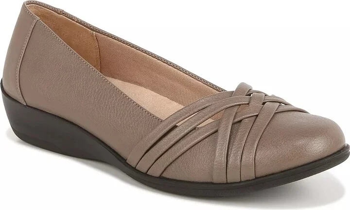 LifeStride Wide Width Incredible SlipOn