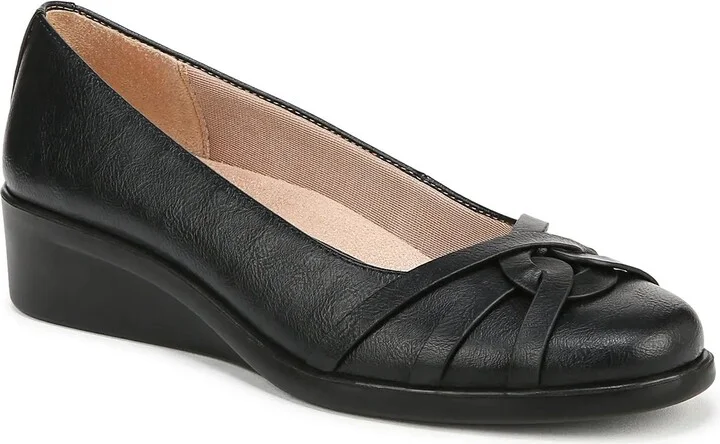 LifeStride Wide Width Jorie Wedge Pump