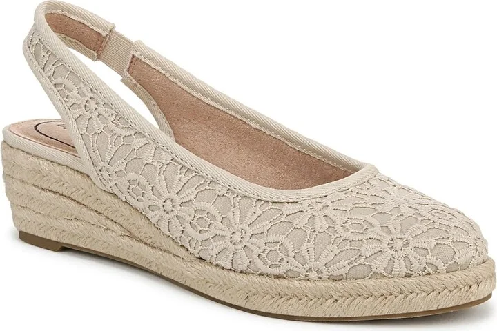Tan Floral Lace Fabric