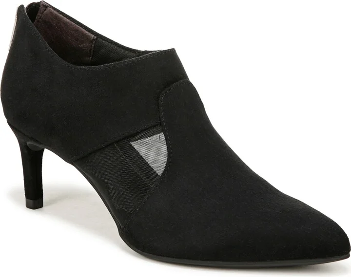 LifeStride Women's Annette Pointed Toe Shooties