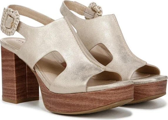 LifeStride Women's Audra Sandal Gold 9 M - Image 2