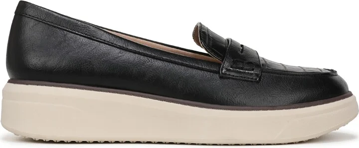 LifeStride Women's Chelsea Round Toe Platform Penny Loafers - Image 6