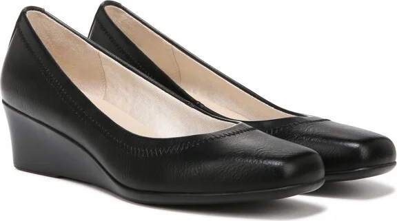 LifeStride Women's Groovy Pump Dark Tan 7.5 M - Image 2