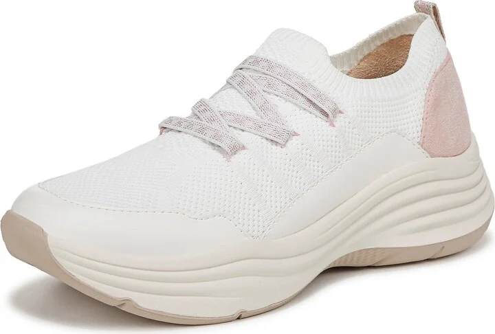 White/Peach Whip