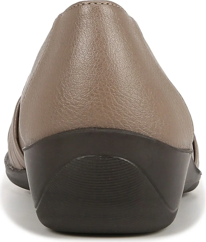 LifeStride Women's Incredible Slip On Ballet Flats - Image 11