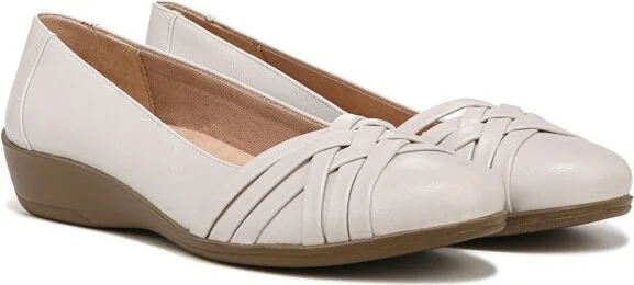LifeStride Womens Incredible Slip On Ballet Flats Taupe 9 M - Image 3