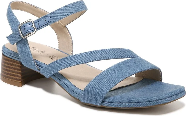 LifeStride Womens Julep Ankle Strap Sandal Classic Blue Denim 6 W