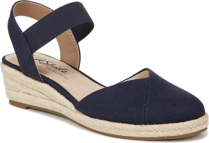 Lux Navy Canvas