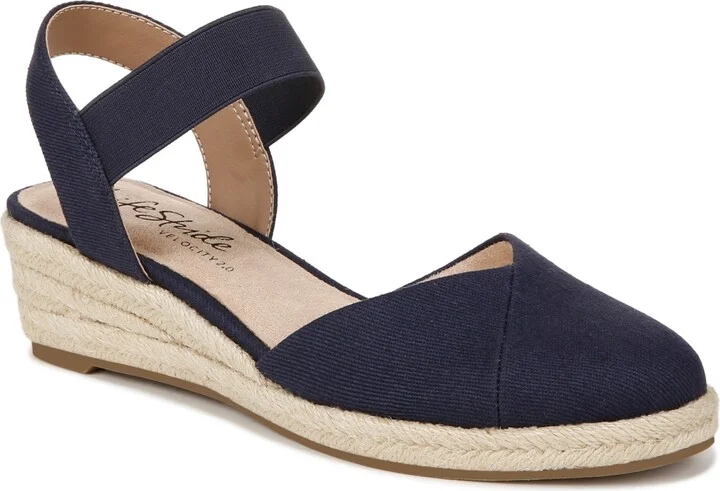 Lux Navy Canvas