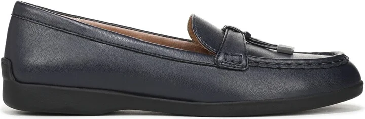 LifeStride Women's Malta 3 Round Toe Slip On Tassel Loafers - Image 2