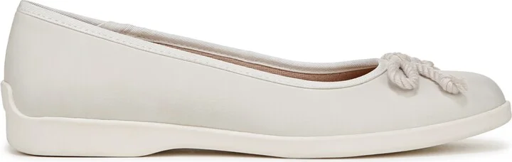 LifeStride Women's Maura Round Toe Ballerina Flats - Image 10