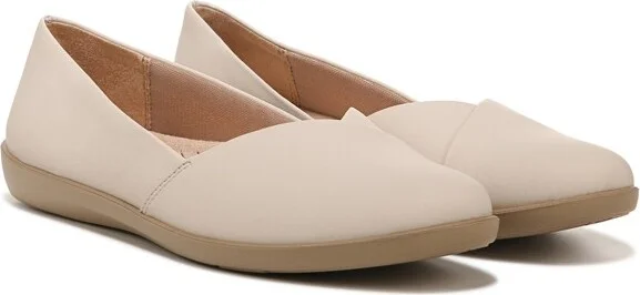 LifeStride Women's Notorious Ballet Flat Brown Synthetic 8 M - Image 2