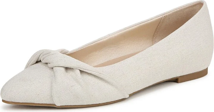 LifeStride Womens Palm Ballet Flat Natural/Silver 5 M
