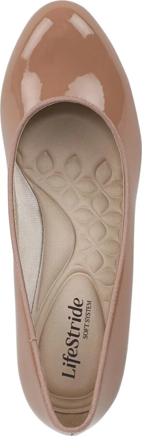 LifeStride Women's Parigi-Plus Dress Pumps - Image 4