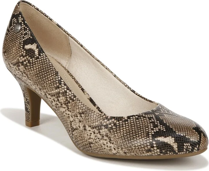 LifeStride Womens Parigi Pump Hazelnut Snake 10 W