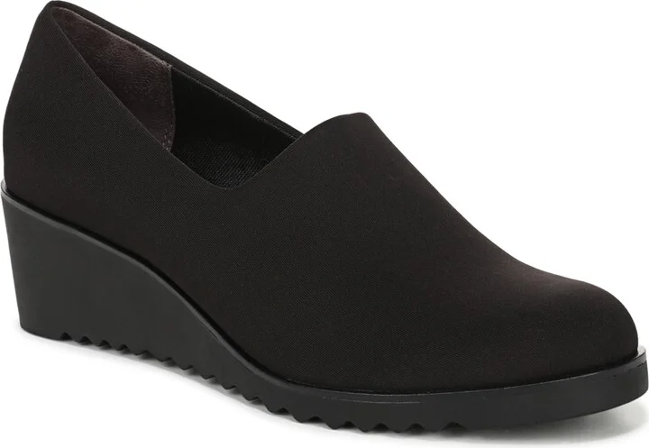 LifeStride Women's Ziva Round Toe Wedge Loafers