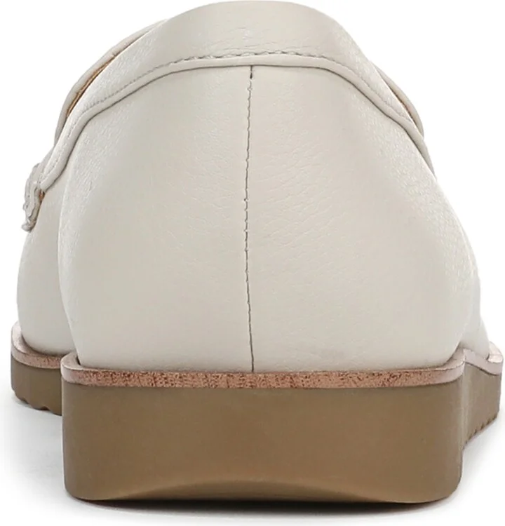 LifeStride Women's Zoey Almond Toe Lug Sole Loafers - Image 3