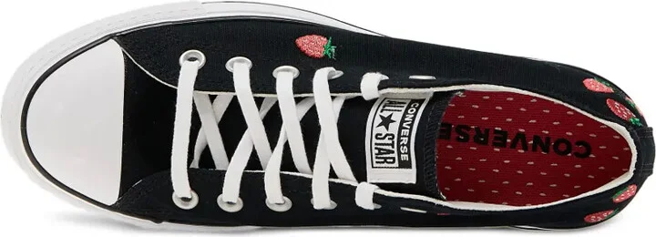 Lift strawberry sneakers - Image 5