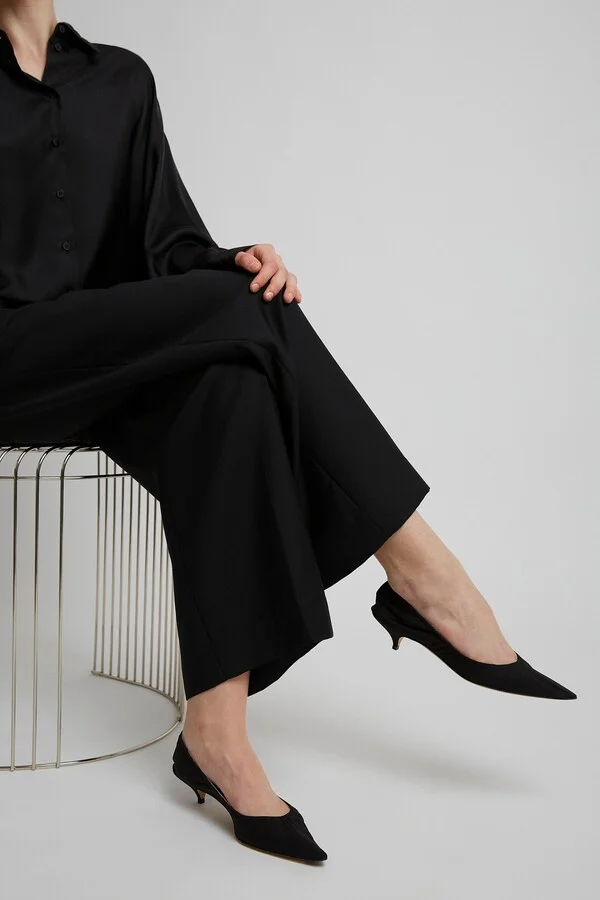 Liisa black kitten pumps - Image 2