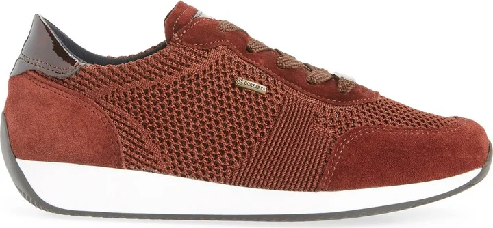 Lila Gore-Tex® Waterproof Sneaker - Image 3