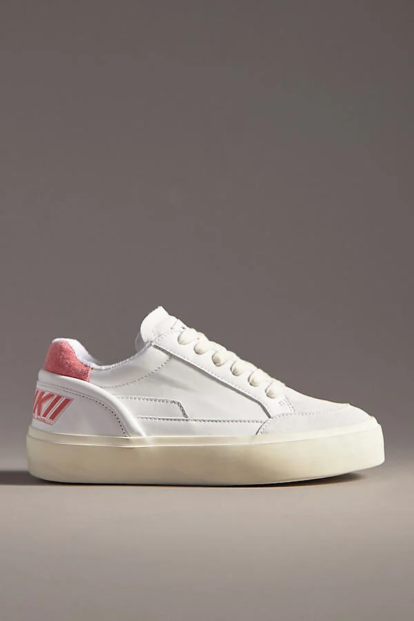 Lila Low Sneakers