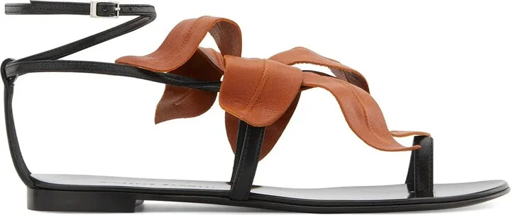 Lilium flat sandals