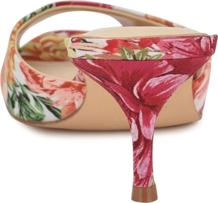 Lill Kitten Heel Pump - Image 2